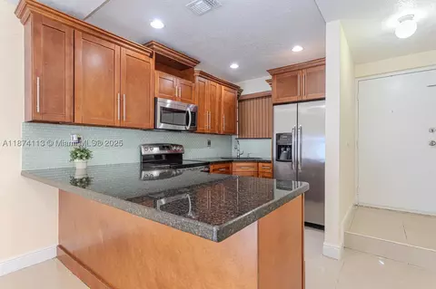 5698 W 25th Ct #5698, Hialeah, FL 33016 photo 6