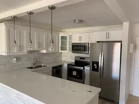 6990 NW 186th St #4-409, Hialeah, FL 33015