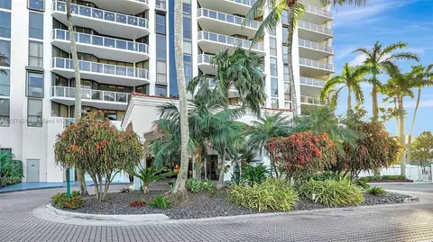 3598 Yacht Club Dr #1901, Aventura, FL 33180