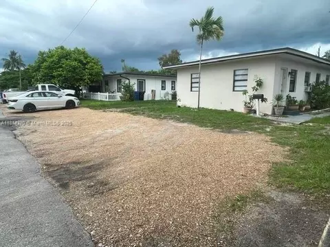 1020 NE 16th Ter, Fort Lauderdale, FL 33304