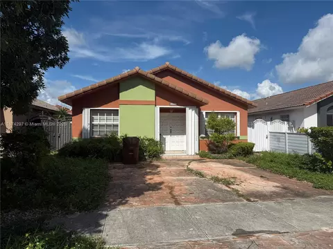 Exterior - 6950 W 25th Ave, Hialeah, FL 33016 photo 2 of 2