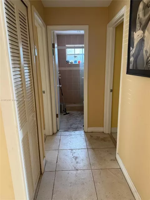 Entry Way - 6950 W 25th Ave, Hialeah, FL 33016 photo 1 of 1