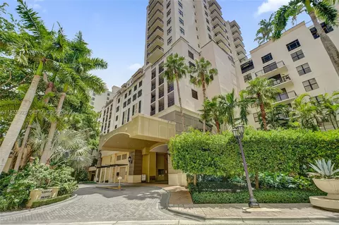 888 S Douglas Rd #304, Coral Gables, FL 33134