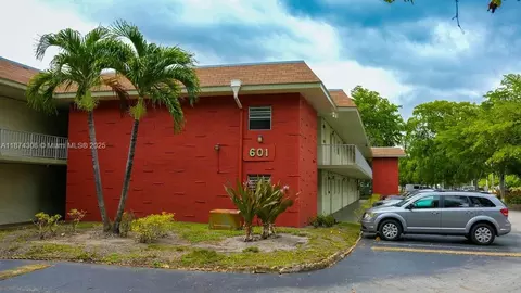 601 S State Road 7 #2H, Margate, FL 33068