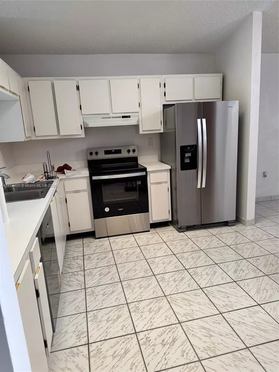 Kitchen - 12706 SW 145th St, Miami, FL 33186 photo 2 of 3