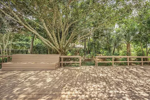 4882 SE Bayshore Ter, Stuart, FL 34997 photo 11