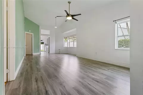 1141 SW 111th Way, Davie, FL 33324