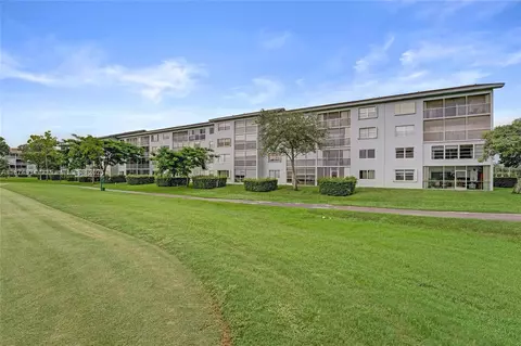800 SW 125th Way #312O, Pembroke Pines, FL 33027