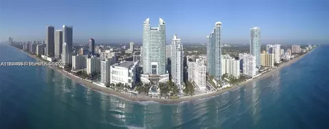 1000 Parkview Dr #805, Hallandale Beach, FL 33009