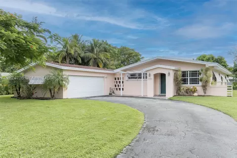 13901 SW 78th Pl, Palmetto Bay, FL 33158