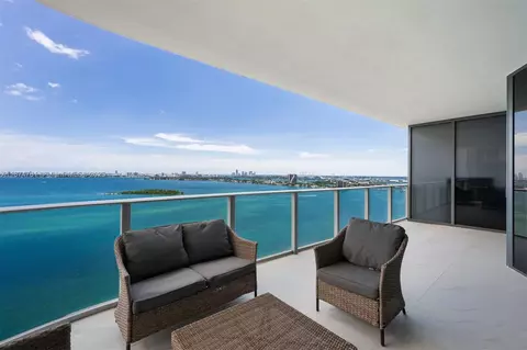 700 NE 24th St #2201, Miami, FL 33137