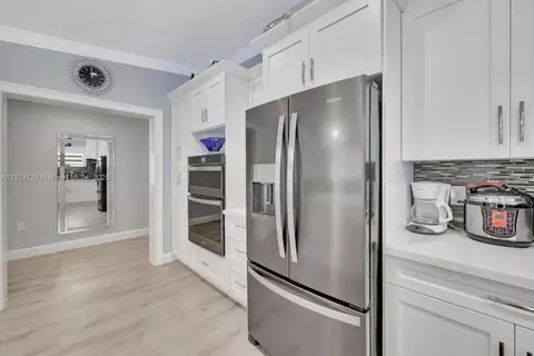 Entry Way - 2301 Yellowtail Dr, Marathon, FL 33050 photo 1 of 2