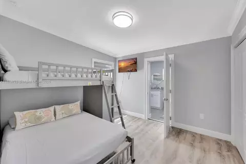 Bedroom - 2301 Yellowtail Dr, Marathon, FL 33050 photo 12 of 13