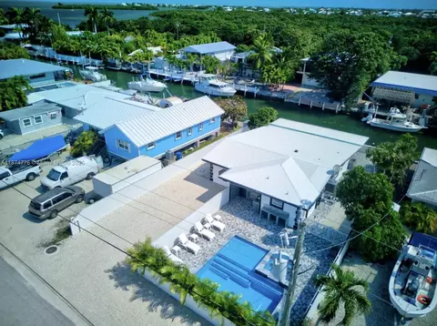 View/Area - 2301 Yellowtail Dr, Marathon, FL 33050 photo 5 of 18