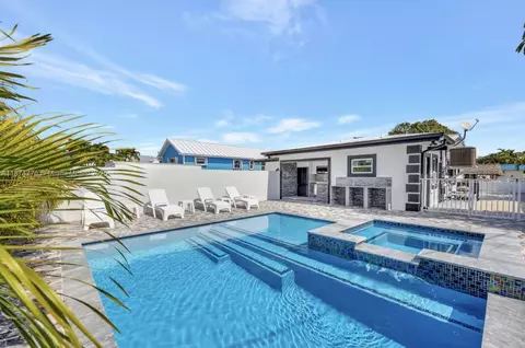 2301 Yellowtail Dr, Marathon, FL 33050