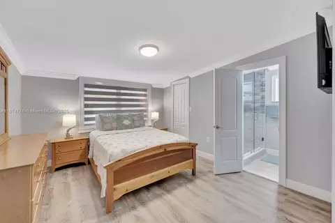 Bedroom - 2301 Yellowtail Dr, Marathon, FL 33050 photo 5 of 13