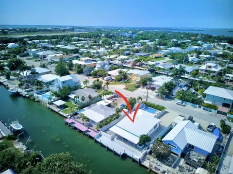 View/Area - 2301 Yellowtail Dr, Marathon, FL 33050 photo 11 of 18