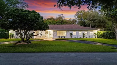 12205 SW 69th Pl, Pinecrest, FL 33156