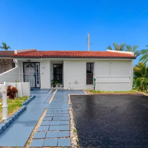 9451 SW 5th Ln, Miami, FL 33174