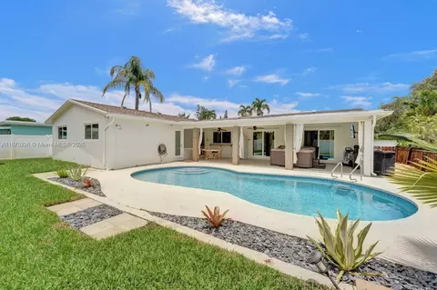 5031 SW 88th Ter, Cooper City, FL 33328