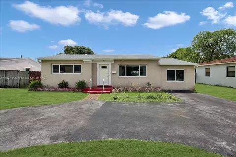 2834 Jackson St, Hollywood, FL 33020