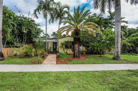 1515 Harrison St, Hollywood, FL 33020