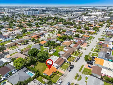 View/Area - 1310 W 36th St, Hialeah, FL 33012 photo 10 of 13