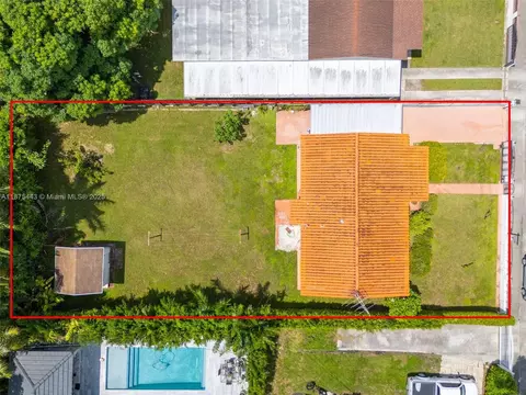View/Area - 1310 W 36th St, Hialeah, FL 33012 photo 12 of 13