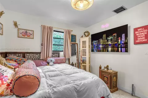 Bedroom - 1310 W 36th St, Hialeah, FL 33012 photo 2 of 4