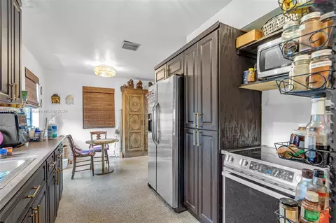 Other - 1310 W 36th St, Hialeah, FL 33012 photo 3 of 6
