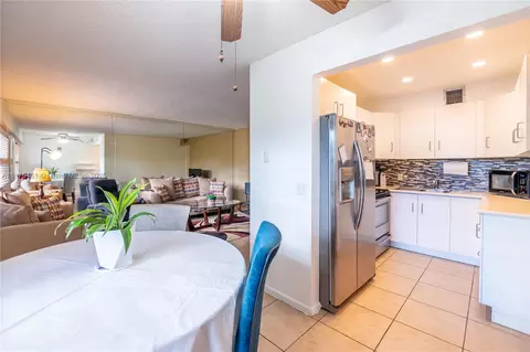 13475 SW 9th St #410A, Pembroke Pines, FL 33027