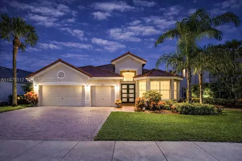 19471 Estuary Dr, Boca Raton, FL 33498