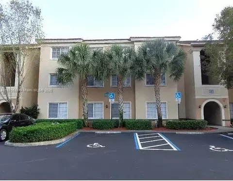 2516 Centergate Dr #308, Miramar, FL 33025