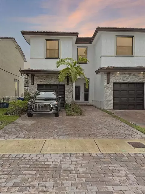 25307 SW 108th Ave, Homestead, FL 33032