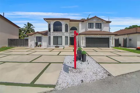 Exterior - 8467 NW 201st Ter, Hialeah, FL 33015 photo 2 of 8