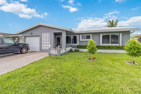 4507 NW 44th St, Tamarac, FL 33319