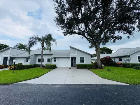 8957 Meadowlark Way, Boca Raton, FL 33496