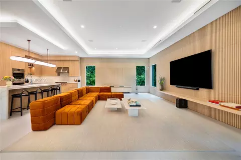 Living - 12820 SW 80th Ave, Pinecrest, FL 33156 photo 9 of 10