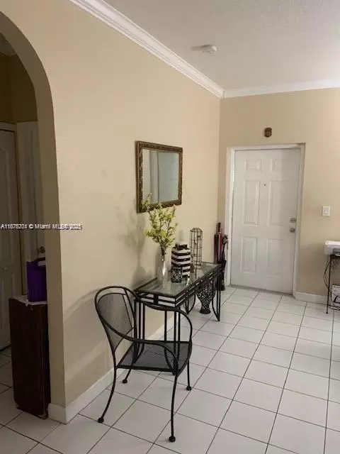Undisclosed, Hialeah, FL 33015 photo 3