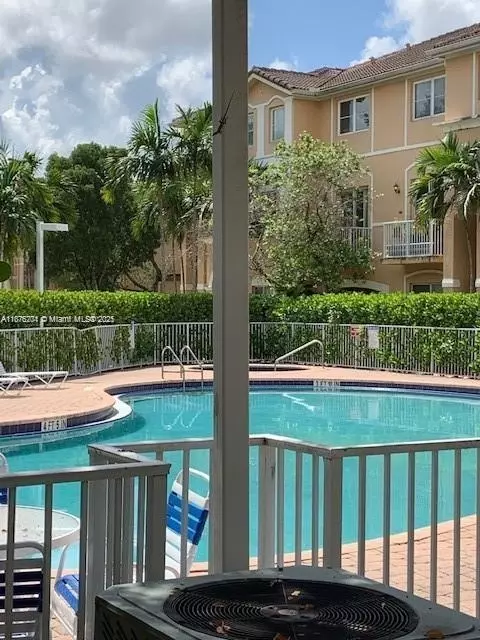 Undisclosed, Hialeah, FL 33015 photo 7