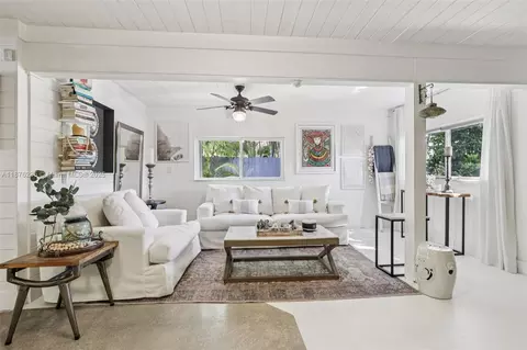 6202 SW 65th Ave, South Miami, FL 33143