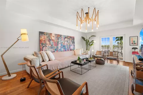 1415 Sunset Harbour Dr #406, Miami Beach, FL 33139