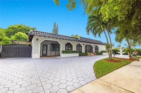 4325 SW 95th Ave, Miami, FL 33165