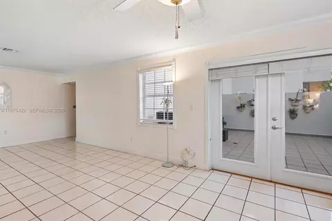 Living - 49 Majorca Ave #203, Coral Gables, FL 33134 photo 2 of 3