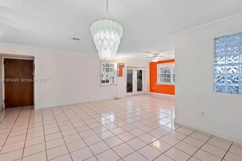 Living - 49 Majorca Ave #203, Coral Gables, FL 33134 photo 3 of 3