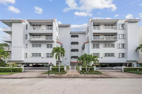 49 Majorca Ave #203, Coral Gables, FL 33134