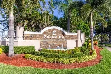 8525 Pine Cay, West Palm Beach, FL 33411
