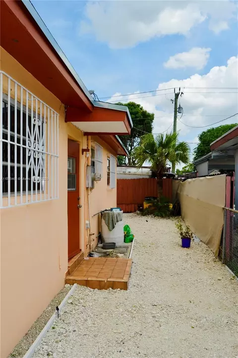 Exterior - 601 E 33rd St, Hialeah, FL 33013 photo 3 of 5