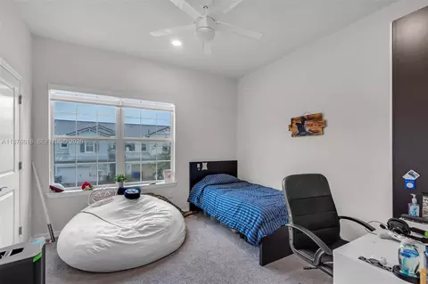 Other - 4754 Eucalyptus Dr, Hollywood, FL 33021 photo 7 of 15