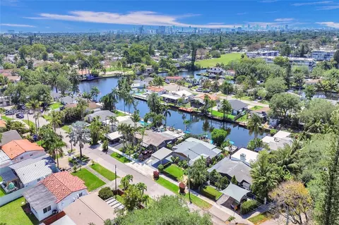 2713 Coolidge St, Hollywood, FL 33020